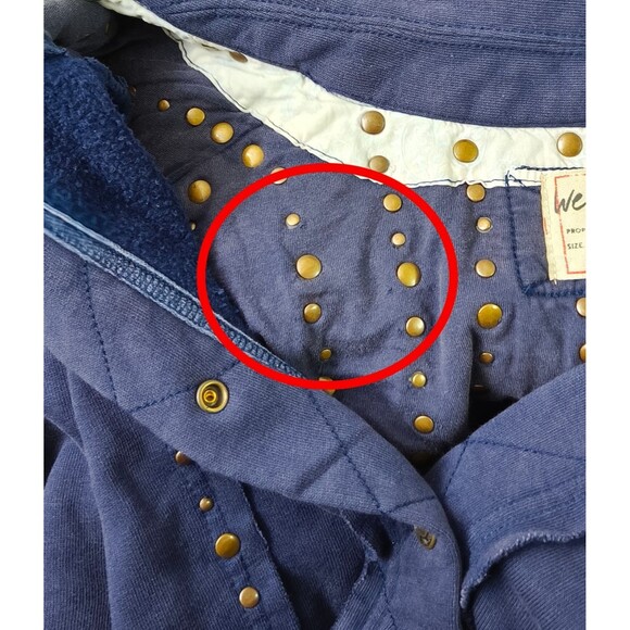 Free People We The Free Keeping On Trucker Jacket Sweatshirt Top Studs S 283160 - Picture 8 of 8